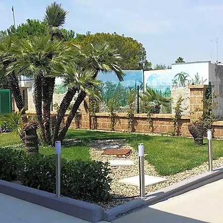 Mirage Bed & Breakfast 3*