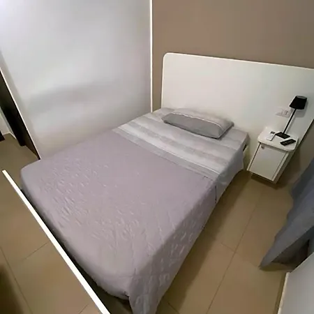 Mirage Bed & Breakfast 3*