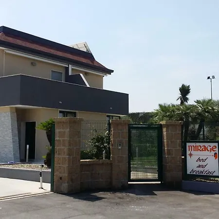 Mirage Oda ve Kahvaltı Bari