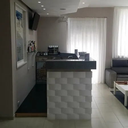 Mirage 3* Bari